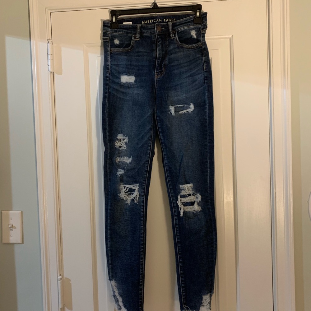 american eagle ripped jeans